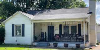1723 5th Ave - Close to campus 1723 5th Ave - Close to campus Gallery 1