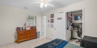 Southside Savannah Gem – 4BR Home in Windsor Forest with Sunroom & Patio Gallery 39