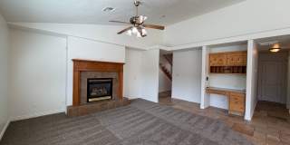 SPACIOUS HOME IN LAVERKIN FOR RENT! Gallery 11
