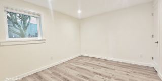 Modern 1 Bed, 1 Bath in Prime Roosevelt Location Gallery 5