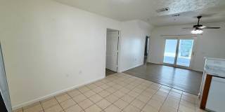 9125 Laird Street Gallery 3