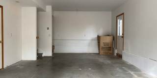 Quiet neighborhood home in Bends Westside Gallery 1