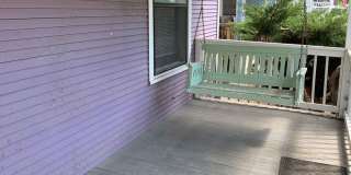Beautiful 5 Bedroom, 2 Bath in Prime Location Near Campus Beautiful 5 Bedroom, 2 Bath in Prime Location Near Campus Gallery 4