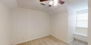 4139 Fair Oaks Road Gallery 21