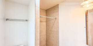SD: Studio in City Heights with Granite Kitchen, Ceiling Fan & Private Setting Gallery 6