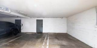 7310 Balboa Blvd Gallery 45