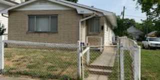 Three Bedroom Home Located Near Burdsal Pkwy and Riverside Dr Gallery 1