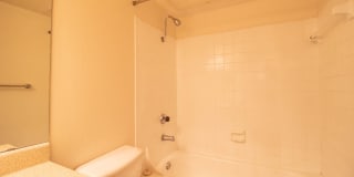 Plaza Square Apartments Gallery 21