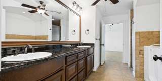 204 Captains Court Gallery 17