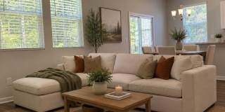 431 Falling Leaf Loop Gallery 8