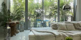 6000 Collins Avenue Gallery 13