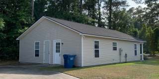 Three Bedroom, Two Bath House on Masonboro Loop Gallery 4