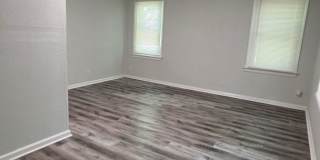 3-Bedroom, 2 Bath Single Family for Rent in Kansas City, MO | Attached Garage & Modern Kitchen Gallery 10