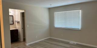 GREAT OAKLEY 3 BEDROOM, 2.5 BATHROOM, PLUS LOFT! NEW UPGRADES TO BE COMPLETED THE END OF THE MONTH OF JULY UPON VACANCY! Gallery 18