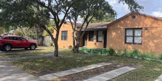 1018 N 17th Ct Gallery 1