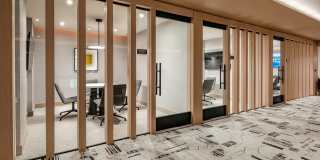 The Hale Gallery 25