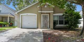 MOVE IN SPECIAL--$300 OFF FIRST MONTH RENT IF YOU MOVE IN BY OCTOBER 1! Gallery 1