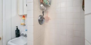 73 Thames Street Gallery 11