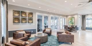 Modern 3BR/2.5BA Townhome with Pool Access & Deposit-Free Living! Gallery 32