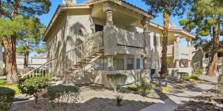 2 bed, 2 bath Condo Right outside of Summerlin! Gallery 1