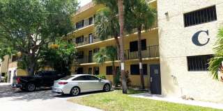367 S Federal Highway Gallery 43