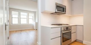 Modern features apartment in Brighton Gallery 7