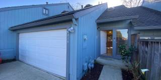 Spacious 2 bed 2.5 Bath Aptos Townhome Gallery 1