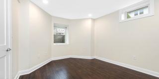 77 Winchester St Gallery 28