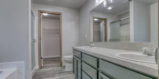 Spacious 4 Bedroom/2.5 Bath Hazell Dell Home! Gallery 29