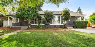 Heart of Sacramento ~~Duplex for RENT! Gallery 1