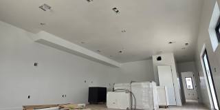 690 12200 S Gallery 3