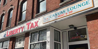 331 Main StreetCanvas Lounge Gallery 1