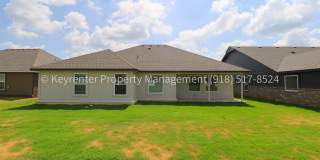 Stunning New Construction Simmons Home - 5 Bed 3 Bath - Move In Ready! Gallery 50