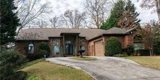 2050 Oak Grove Road NE Gallery 1