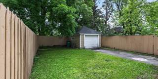 Charming 2BR Duplex in Buffalo Gallery 23