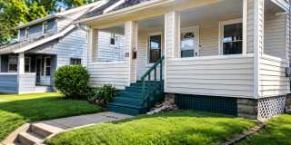 Charming 3 Bed / 2 Bath Single-Family Home in Barberton Gallery 1