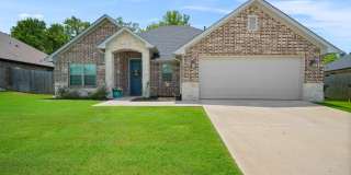 11479 Lindsey Garden Gallery 1