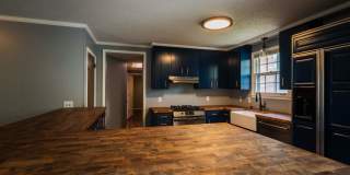 150 Delvin Dr Gallery 5