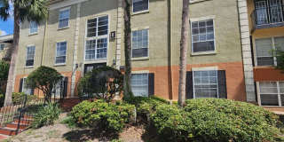 2 Bedroom 2 Bath Condo Gallery 4