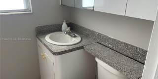 8043 Lagos De Campo Blvd Gallery 25