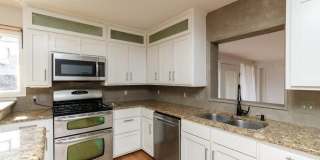 452 Delaine Drive Gallery 5
