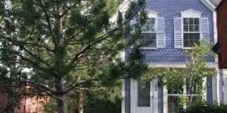 Recently Remodeled End Unit for Rent - Opens to Green Space! Gallery 1