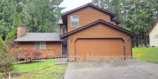 565 NW Carolyn Ln Gallery 1