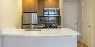 Sutton Plaza Apartments Gallery 4