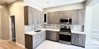 1905 W Huron St Gallery 2