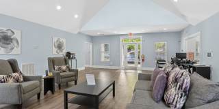Ellington Woods Apartments Gallery 22