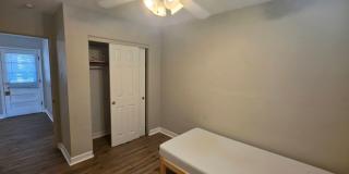 735 Syracuse Gallery 12