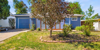 Charming 2-Bed, 2-Bath Upper Unit Near CSU & City Park – Fort Collins, CO! Gallery 1