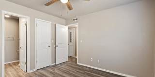 Country Creek Gallery 16