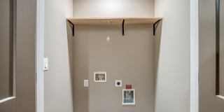 224 Alcovy Street Gallery 10